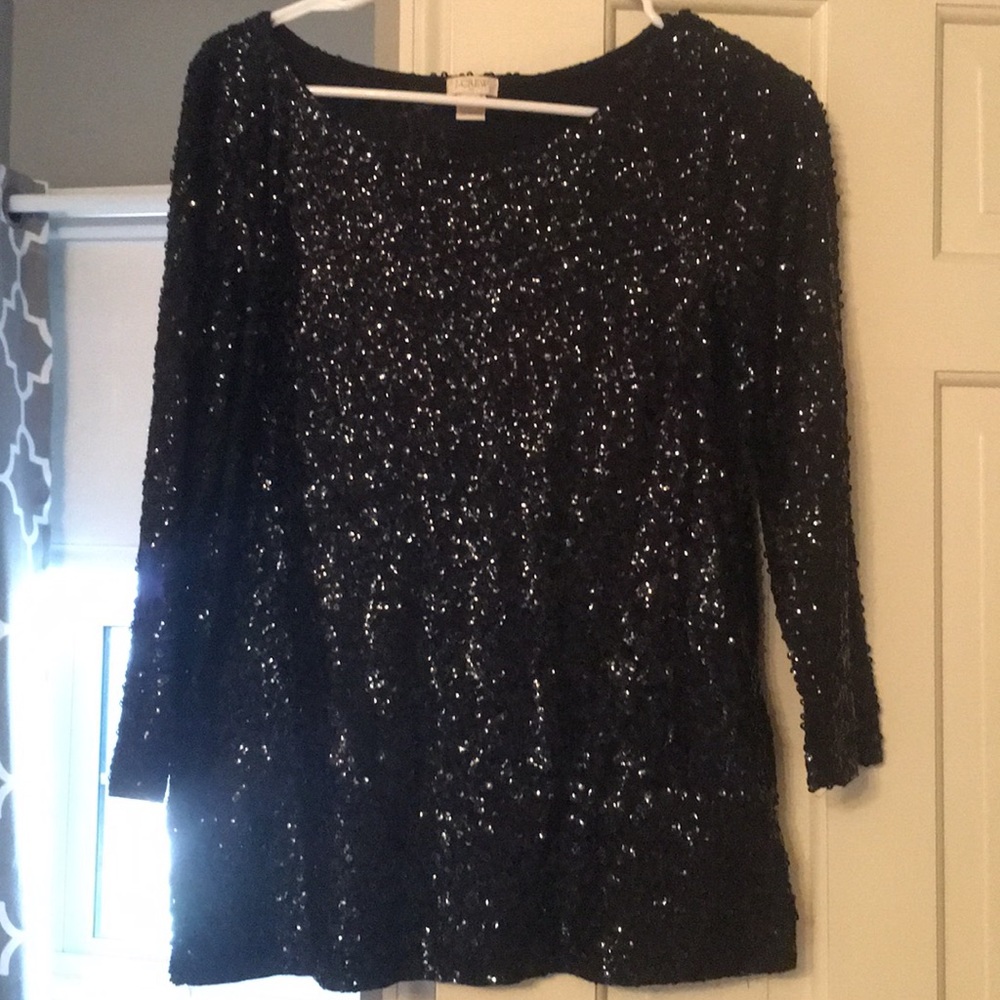 3/4 length black sequined shirt